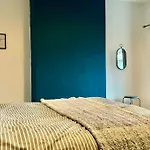 Nyaraló Sea View Retreat *