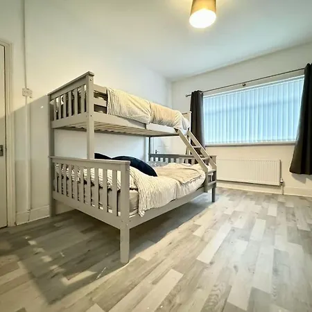 בית נופש Sea View Retreat *