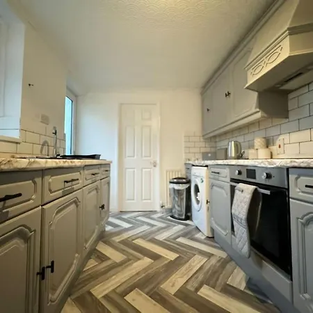 Sea View Retreat Lingdale